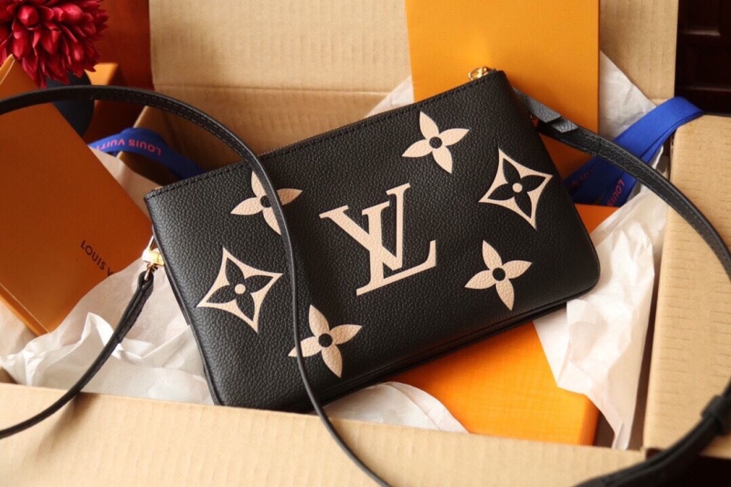 LV Clutch Bags